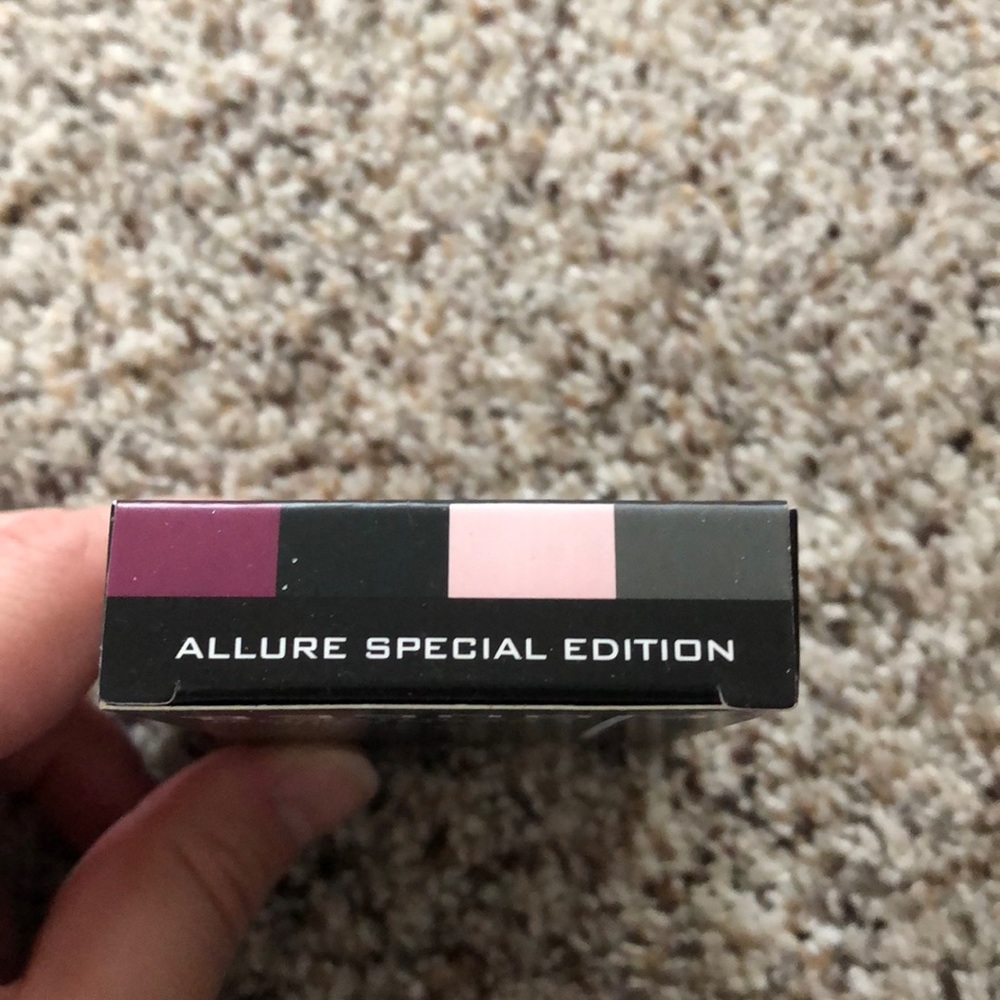 Doucce Freematic Eye Shadow - Picture 2 of 3